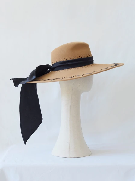 hat