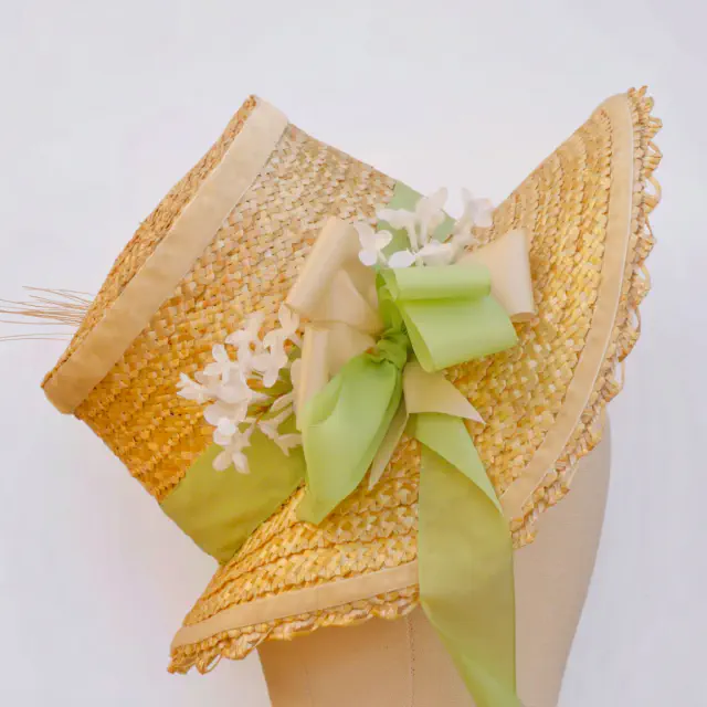 Straw Bonnet