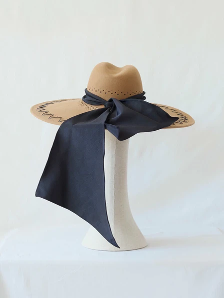 hat